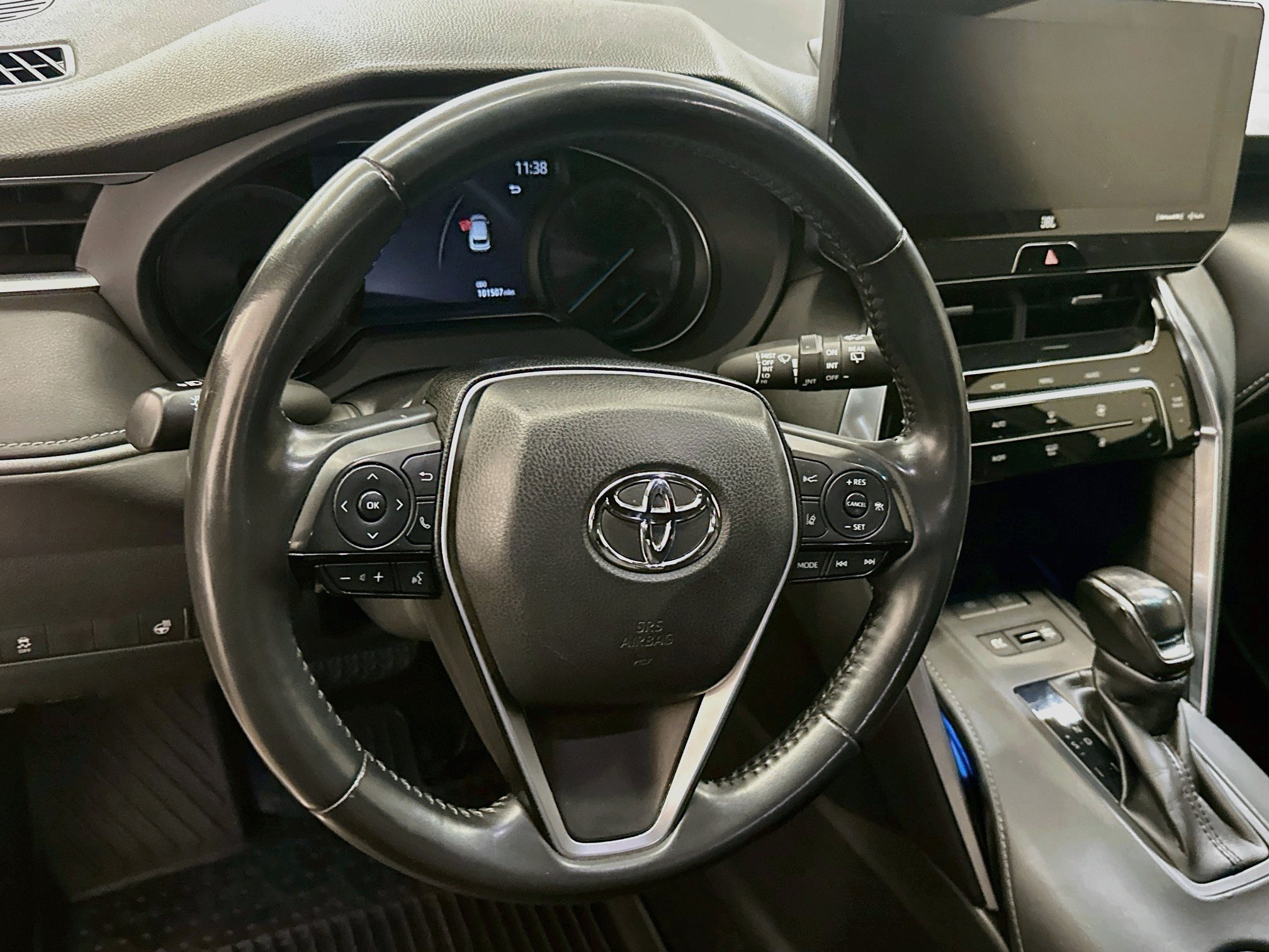 Used 2021 Toyota Venza XLE w/ Softex Package AWD/4WD image 18