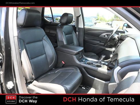 Used 2020 Chevrolet Traverse Premier w/ Redline Edition FWD image 21