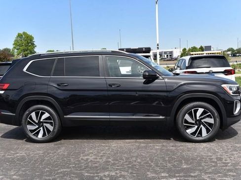 New 2026 Volkswagen Atlas SEL image 5