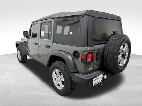 Used 2019 Jeep Wrangler Unlimited Sport S AWD/4WD image 11