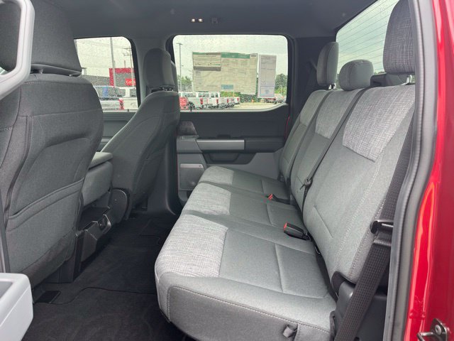 New 2026 Ford F250 XLT w/ XLT Premium Package AWD/4WD image 6