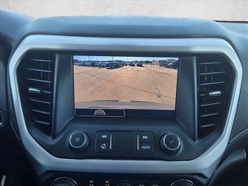 Used 2023 GMC Acadia SLE image 13