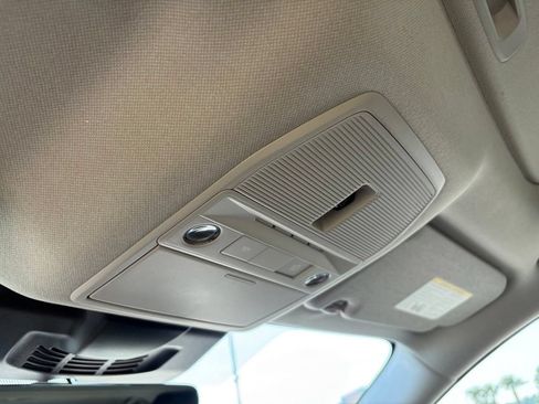 New 2026 Nissan Sentra SR FWD image 25