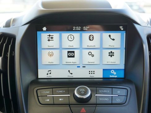 Used 2019 Ford Escape SE image 13