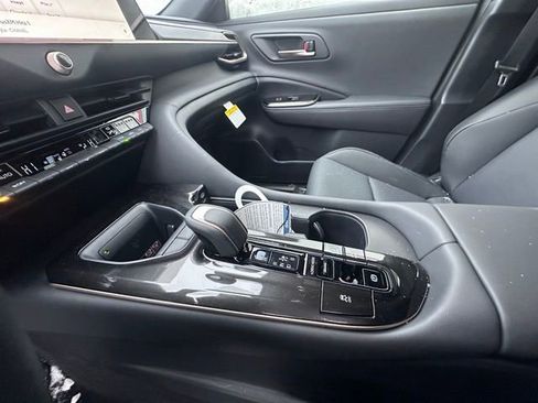 New 2026 Toyota Crown XLE image 27