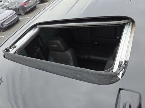 Used 2024 Chevrolet Silverado 1500 High Country w/ High Country Premium Package image 3