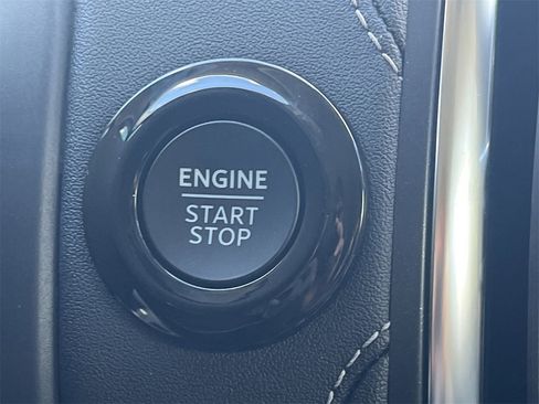 New 2025 Ford Expedition Platinum w/ Platinum Ultimate Package image 5