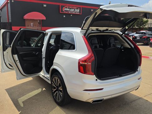 Used 2020 Volvo XC90 T6 Momentum AWD/4WD image 18