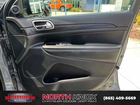 Used 2021 Jeep Grand Cherokee Freedom Edition AWD/4WD image 26
