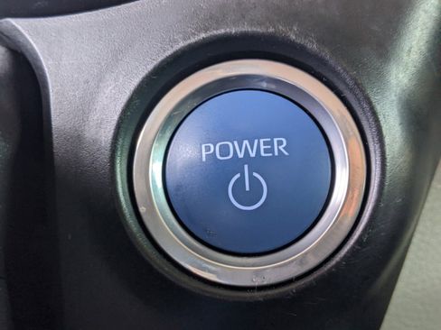 Used 2021 Toyota Sienna XLE w/ XLE Plus Package image 27