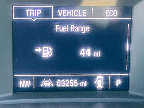 Used 2023 Chevrolet Traverse LT image 12