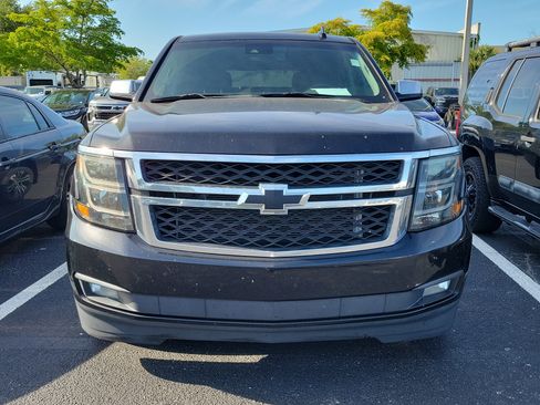 Used 2016 Chevrolet Tahoe LT image 2