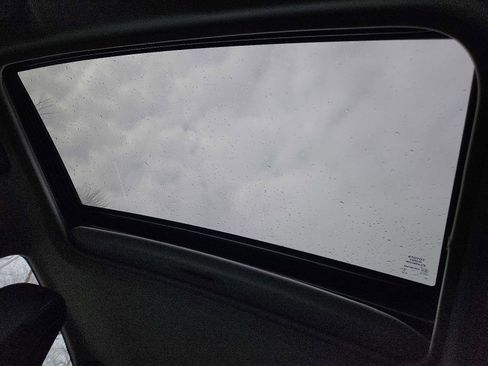 Used 2023 Toyota Camry SE image 14