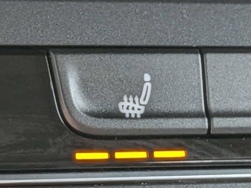 Certified 2023 Volkswagen Tiguan S FWD image 24