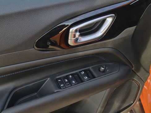 New 2026 Jeep Compass Latitude AWD/4WD image 12