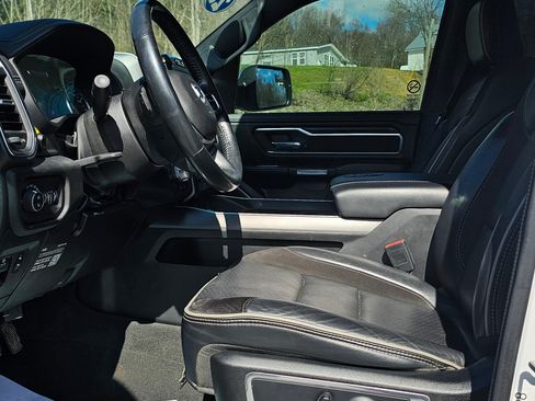 Used 2023 RAM 1500 Laramie AWD/4WD image 20