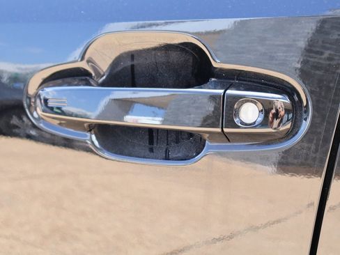 New 2025 Subaru Crosstrek 2.5i Limited w/ Crosstrek Mirror Package image 20