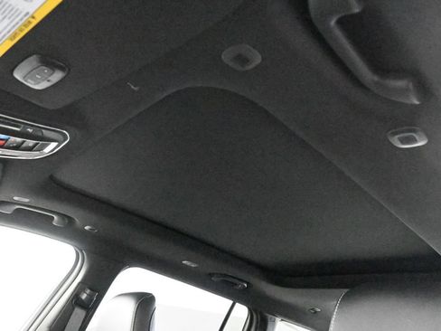 New 2025 Jeep Grand Cherokee L Limited w/ Black Appearance Package image 16