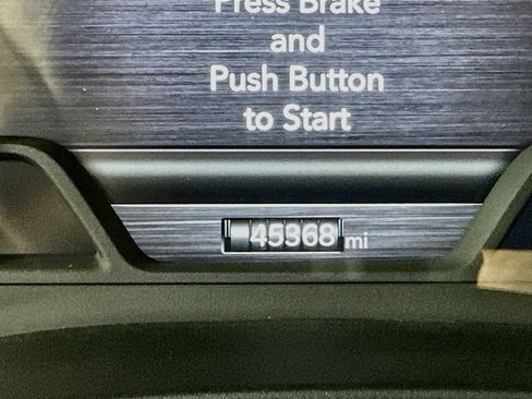 Used 2025 RAM 1500 Big Horn AWD/4WD image 18