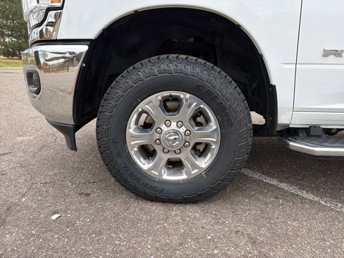 Used 2024 RAM 3500 Big Horn AWD/4WD image 16