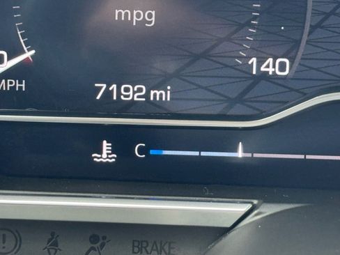 Used 2024 GMC Sierra 1500 AT4 w/ AT4 Premium Package image 15