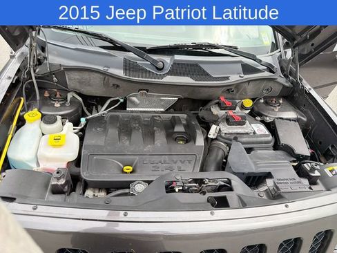 Used 2015 Jeep Patriot Latitude AWD/4WD image 19