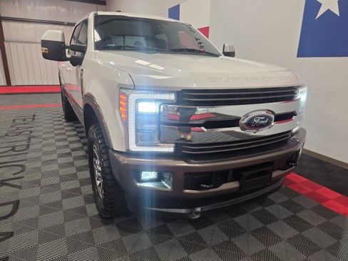 Used 2017 Ford F250 King Ranch w/ King Ranch Ultimate Package image 23