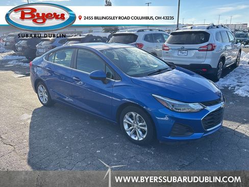 Used 2019 Chevrolet Cruze LT w/ Convenience Package image 1