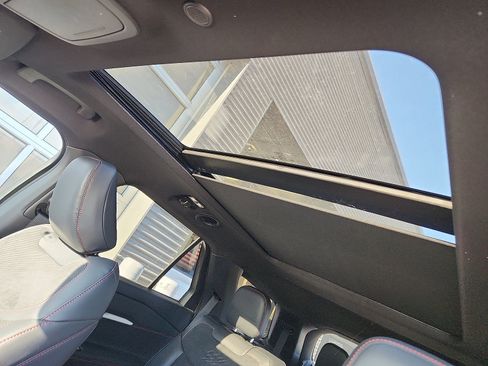 Used 2025 Ford Explorer ST w/ Sun And Sound Package image 24