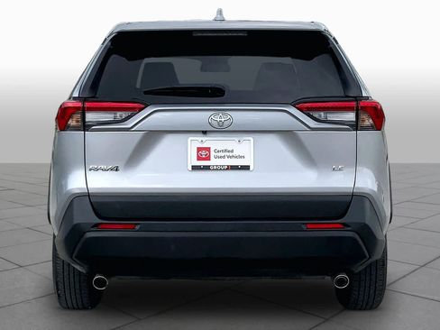 Used 2025 Toyota RAV4 LE FWD image 5