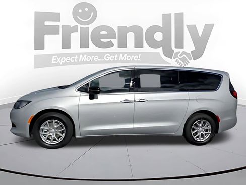 New 2026 Chrysler Voyager LX image 2