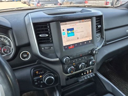 Used 2022 RAM 1500 Big Horn AWD/4WD image 11