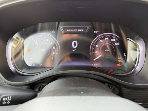Used 2024 RAM 1500 Limited AWD/4WD image 24