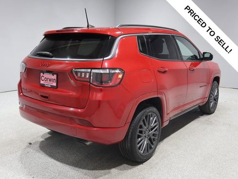Used 2022 Jeep Compass Limited image 2