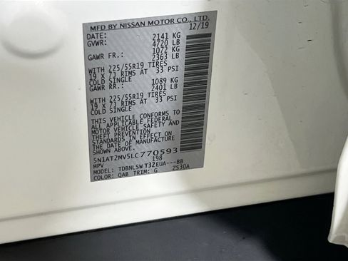 Used 2020 Nissan Rogue SL w/ Premium Package image 32