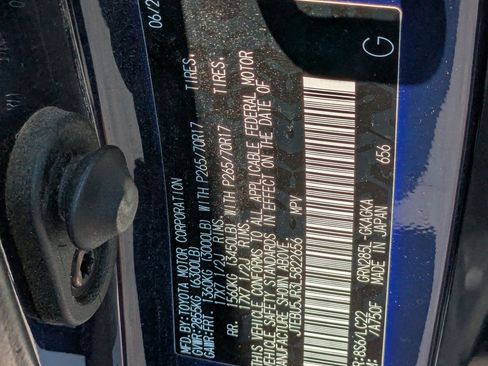 Used 2020 Toyota 4Runner TRD Off-Road Premium AWD/4WD image 33