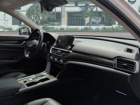 Used 2022 Honda Accord EX-L image 28