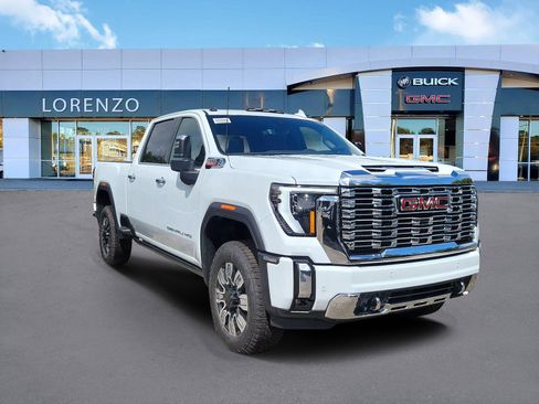 New 2026 GMC Sierra 2500 Denali w/ Denali Reserve Package AWD/4WD image 3