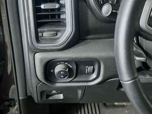 Used 2024 RAM 1500 Big Horn AWD/4WD image 16
