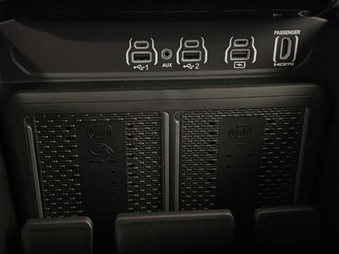 New 2026 RAM 1500 Laramie w/ Night Edition AWD/4WD image 35