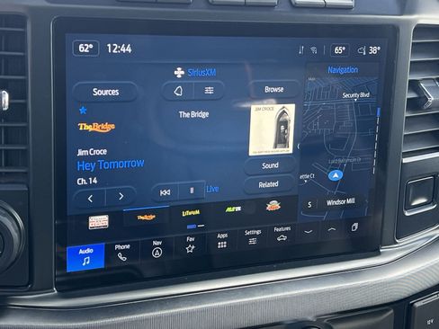 Used 2024 Ford F250 Platinum image 18