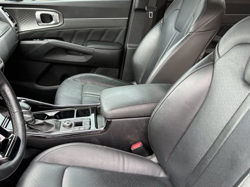 Used 2022 Kia Sorento SX FWD image 23