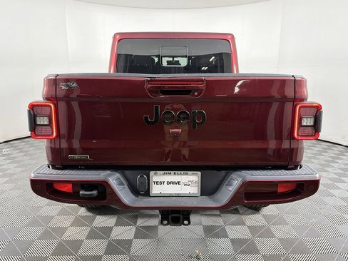 Used 2021 Jeep Gladiator Overland image 5