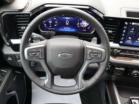 New 2026 Chevrolet Silverado 1500 LT Trail Boss w/ LT Trail Boss Premium Package AWD/4WD image 17