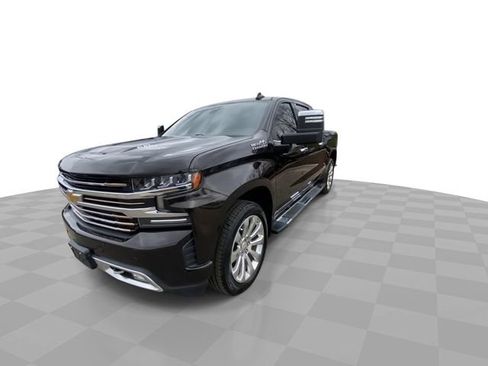 Used 2020 Chevrolet Silverado 1500 High Country w/ Technology Package AWD/4WD image 6