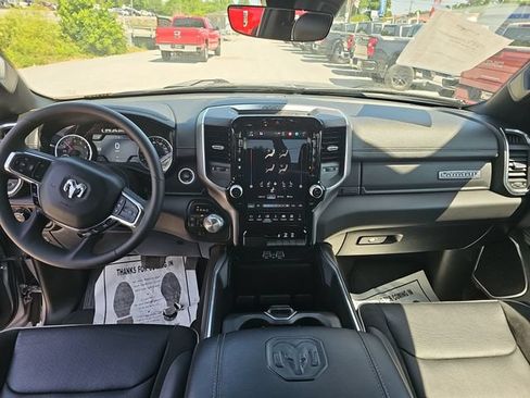 Used 2025 RAM 1500 Laramie AWD/4WD image 12
