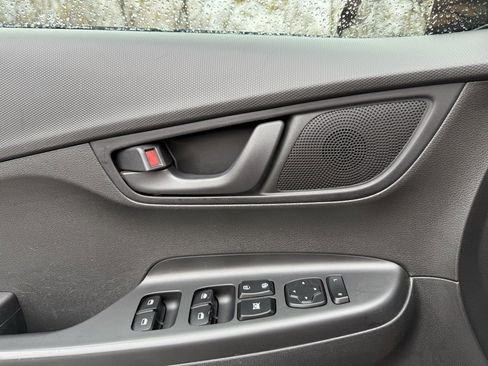 Used 2019 Hyundai Kona SE image 22