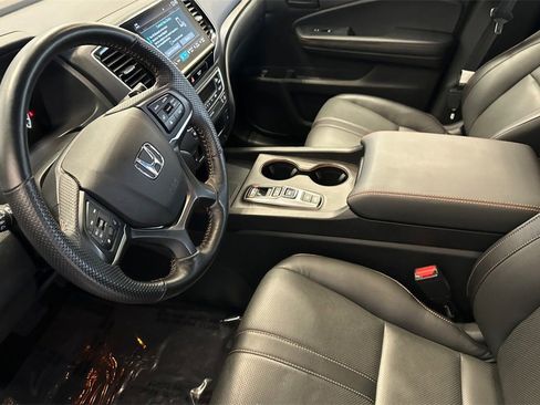 Certified 2025 Honda Ridgeline TrailSport image 10