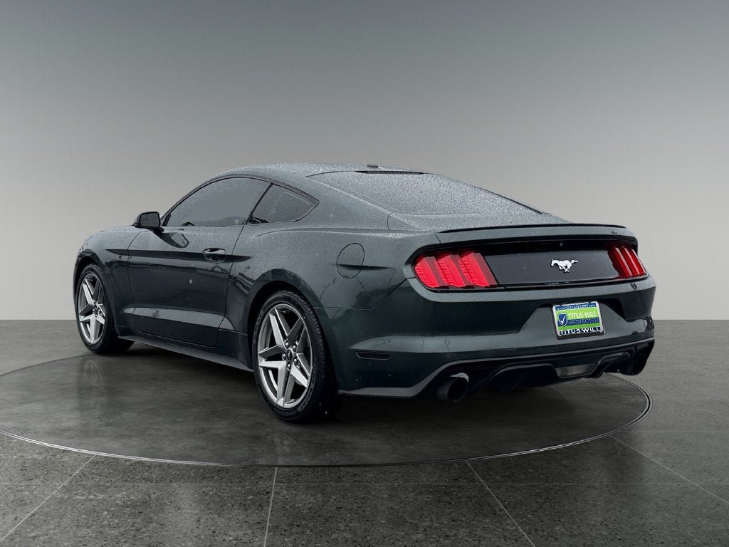 Used 2016 Ford Mustang Premium RWD image 8