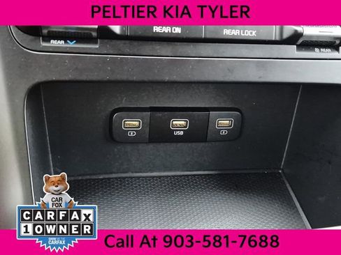 Used 2024 Kia Carnival LX FWD image 40